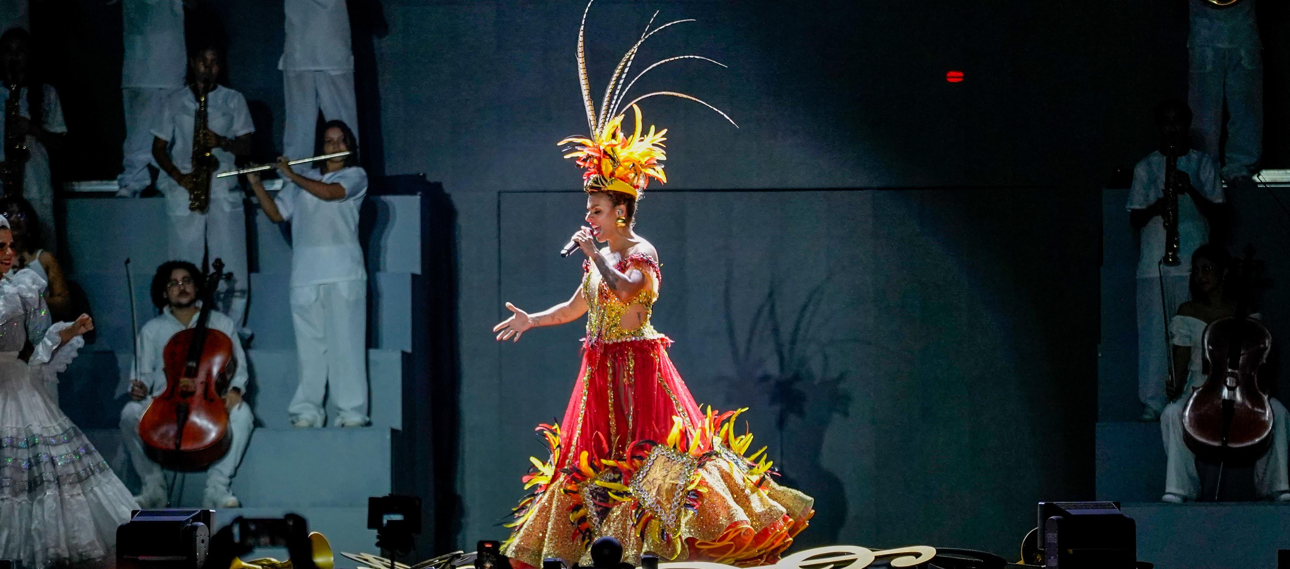 Maía cantando 'Te olvidé'. 