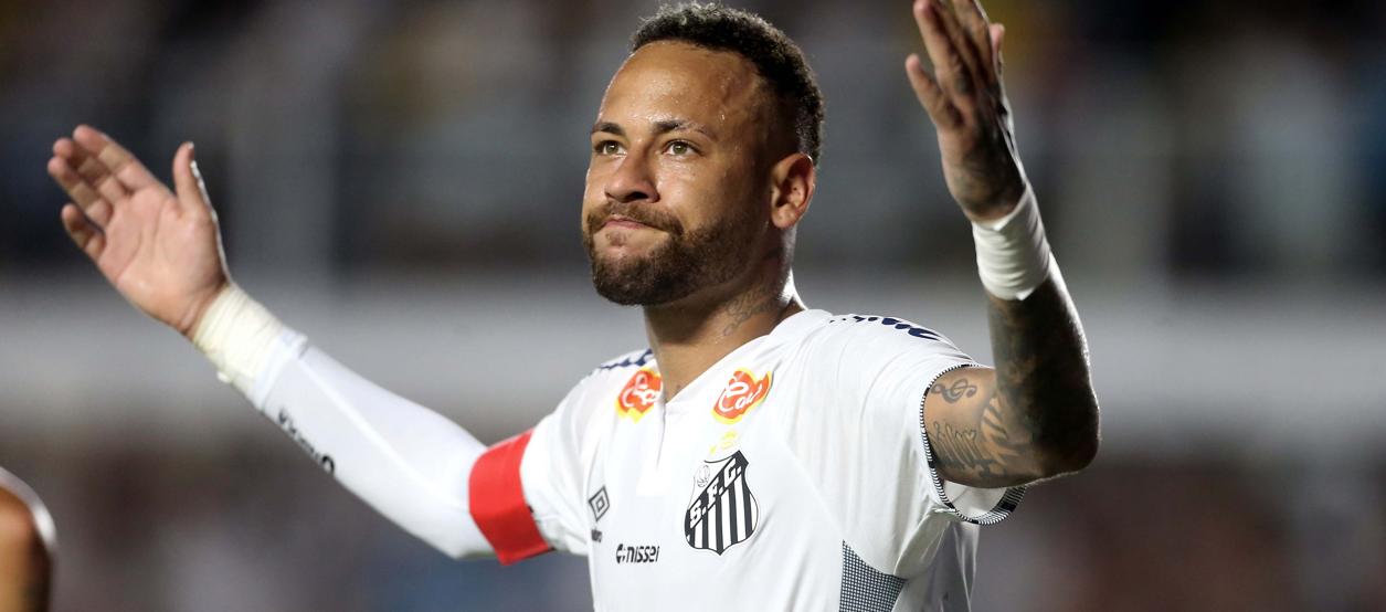 Neymar celebrando su gol.