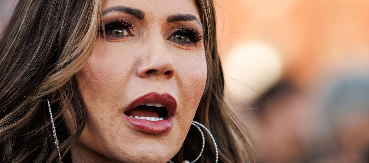 La secretaria de Seguridad Nacional, Kristi Noem.