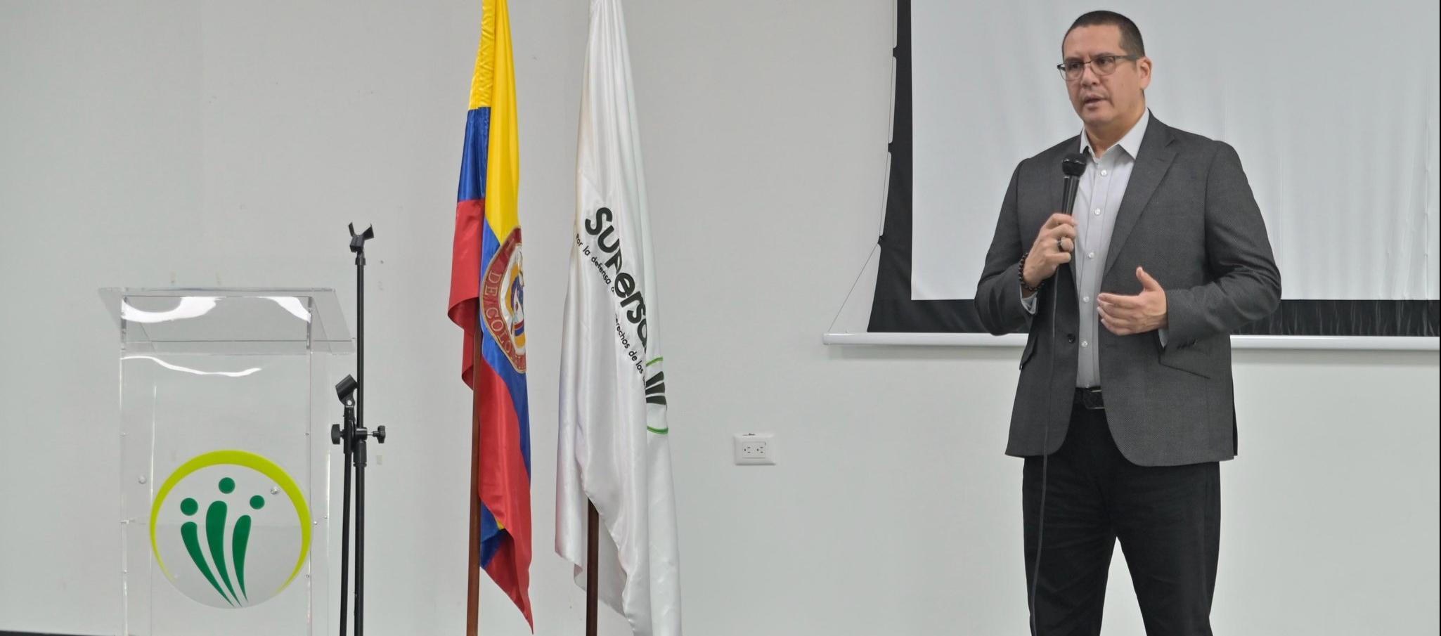 El superintendente de Salud, Giovanny Rubiano.