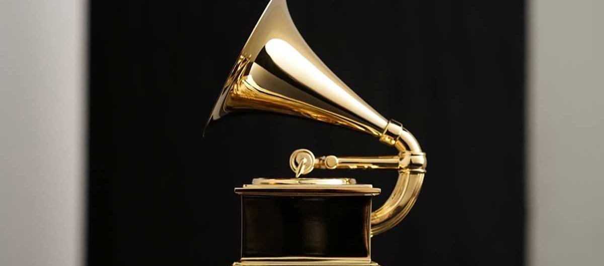 Estatuillas de los premios. 