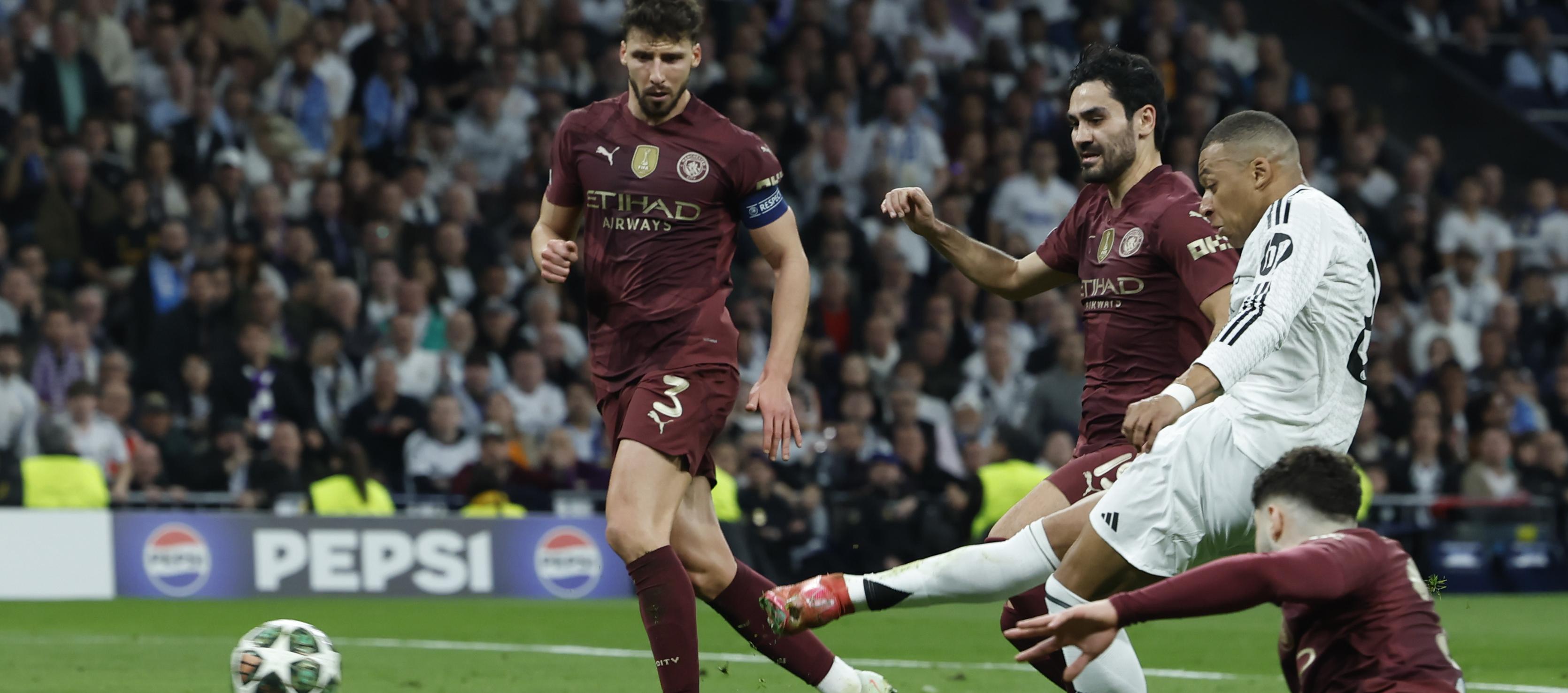 Acción del segundo gol de Kylian Mbappé ante el Manchester City. 
