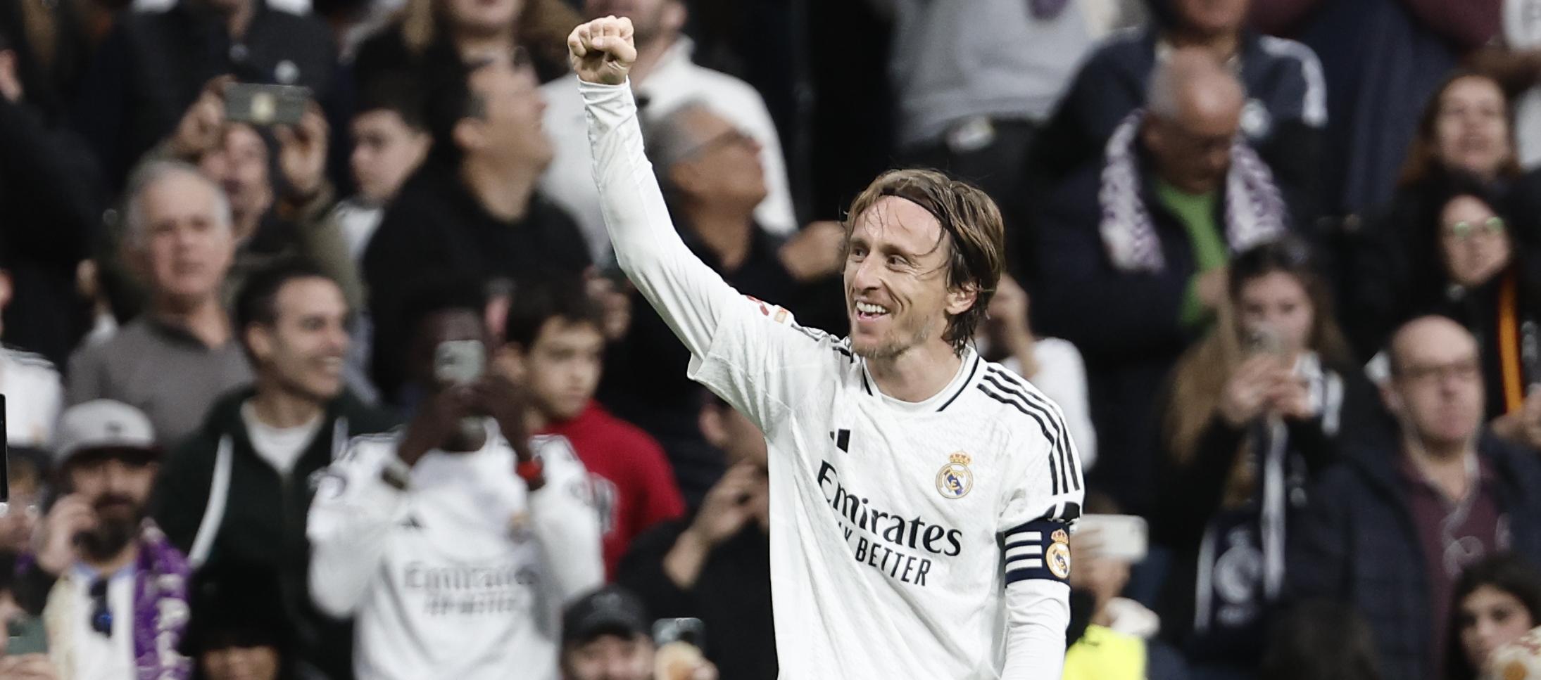 Luka Modric festeja su gol contra el Girona. 