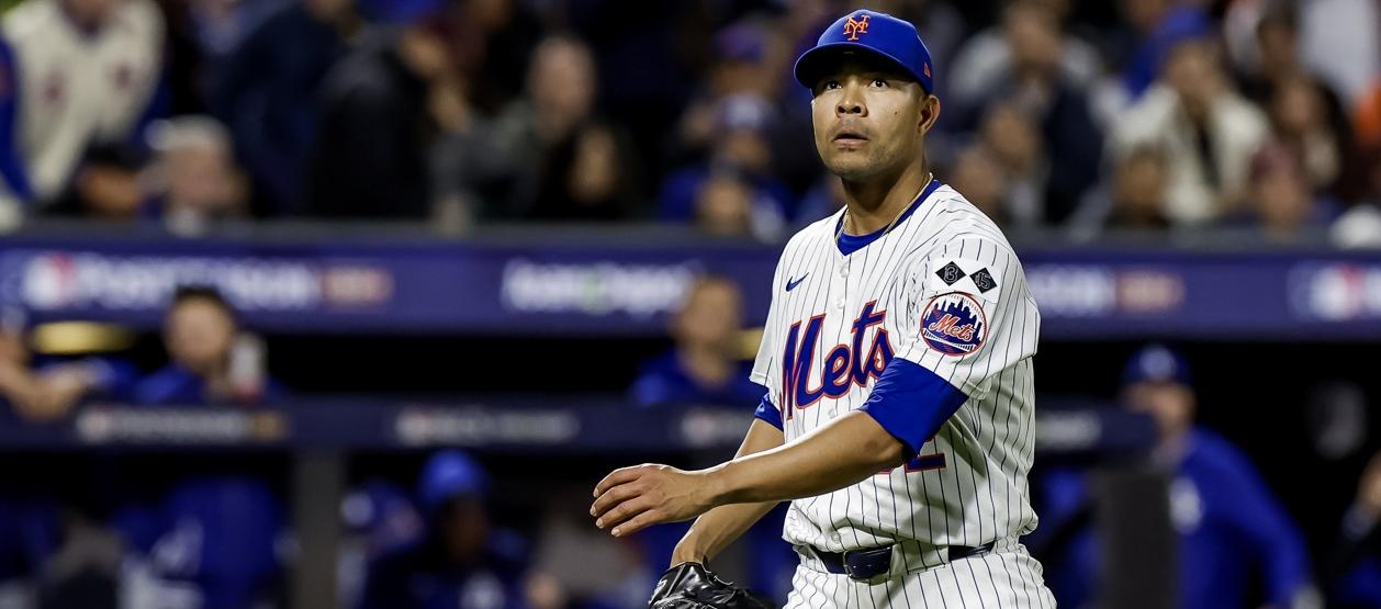 José Quintana quedó como agente libre tras culminar contrato con los Mets de Nueva York.  