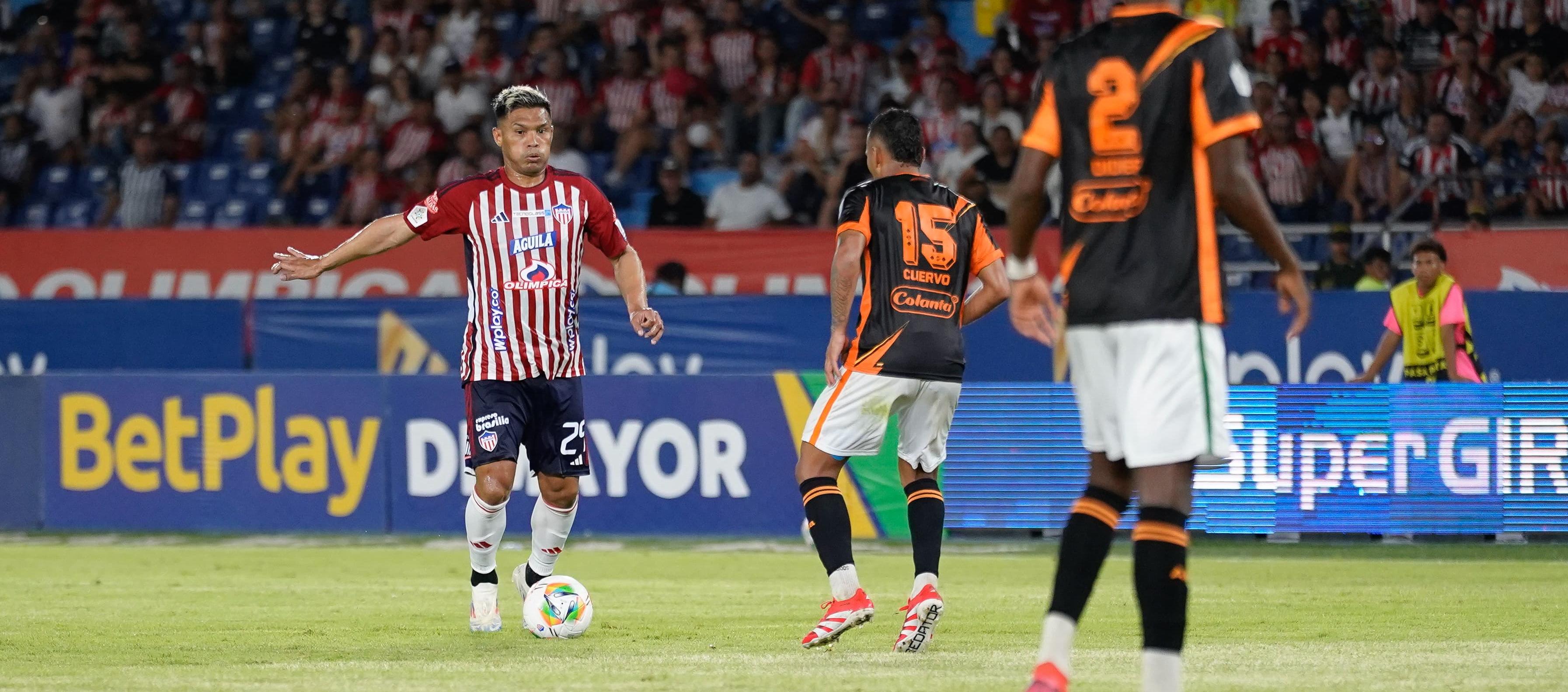 Teófilo Gutiérrez entró a la cancha en el segundo tiempo del partido contra Envigado. 