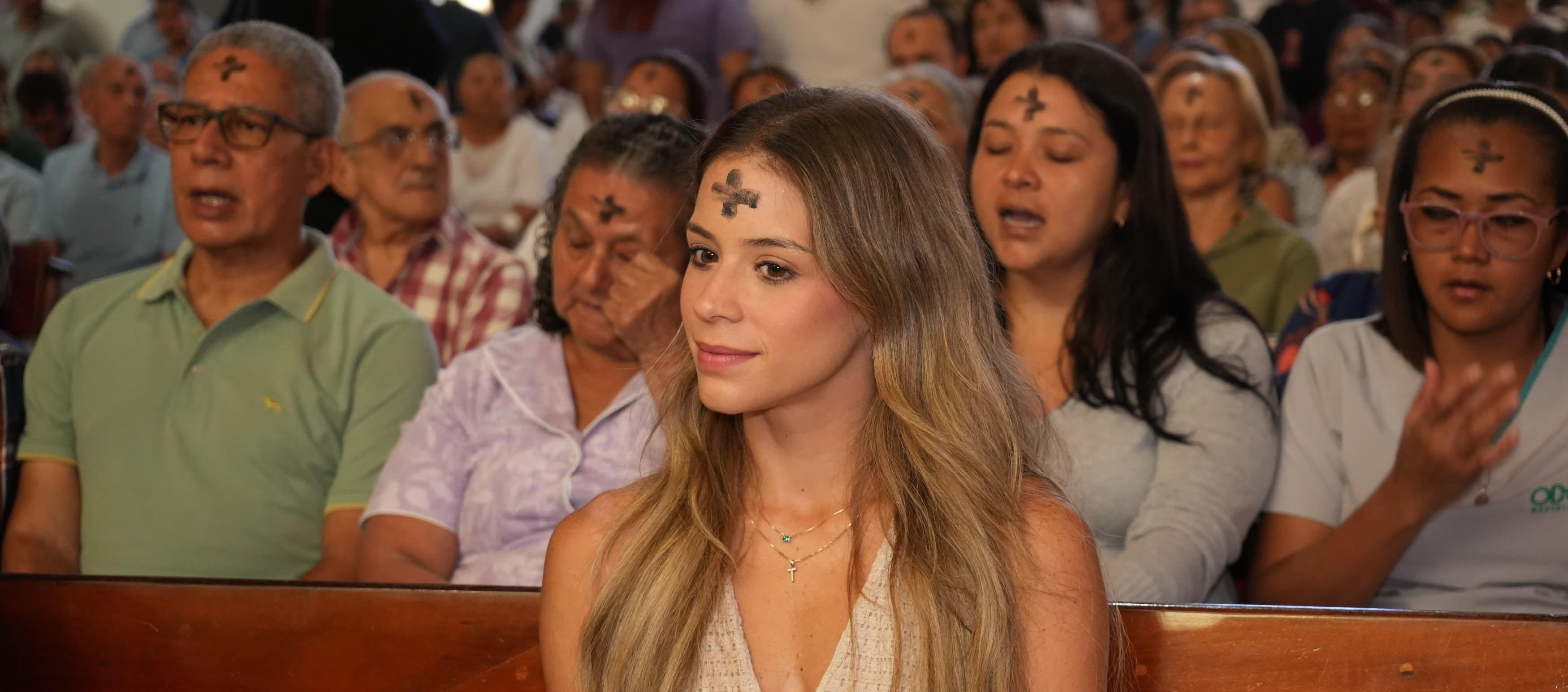  Tatiana Angulo Fernández De Castro, con la cruz de ceniza. 