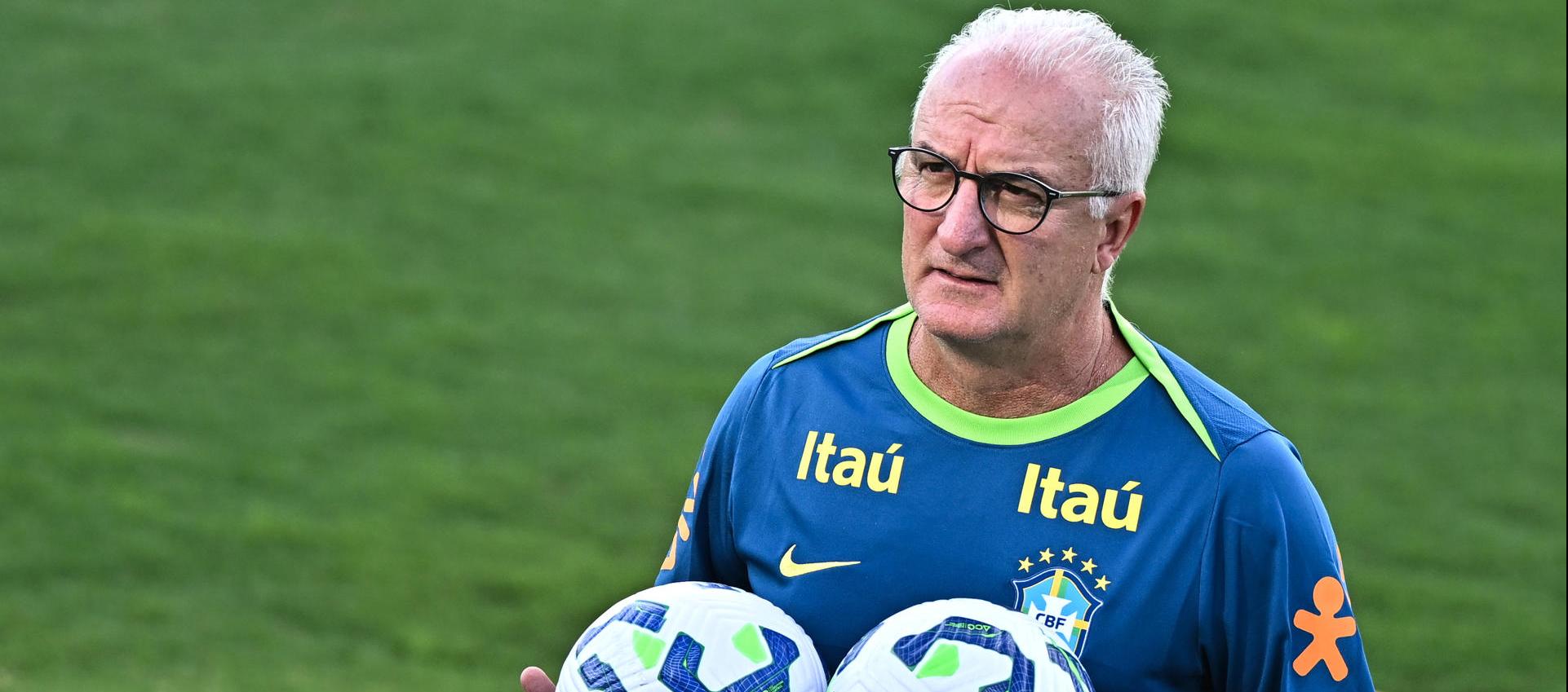 Dorival Júnior en la práctica de la selección brasileña.