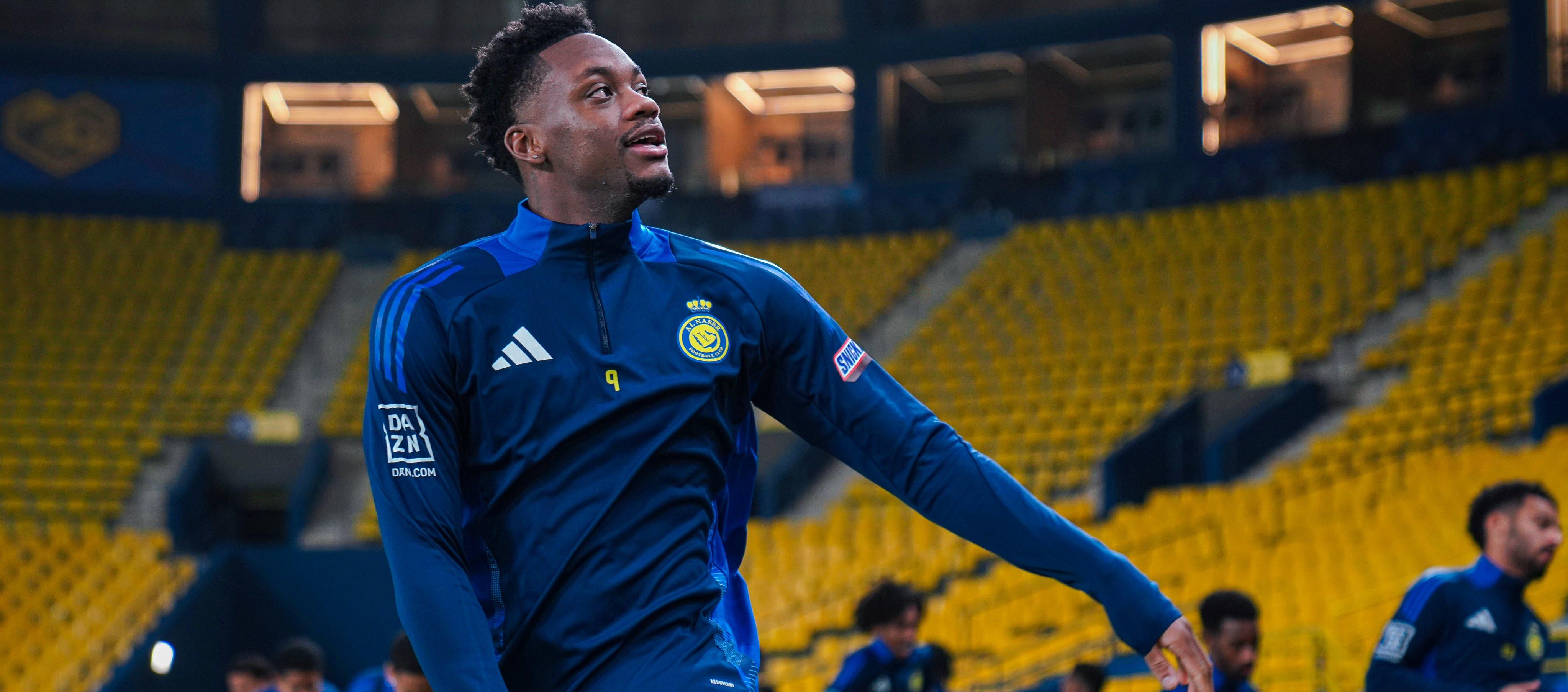 Jhon Durán en entrenamiento con Al Nassr.