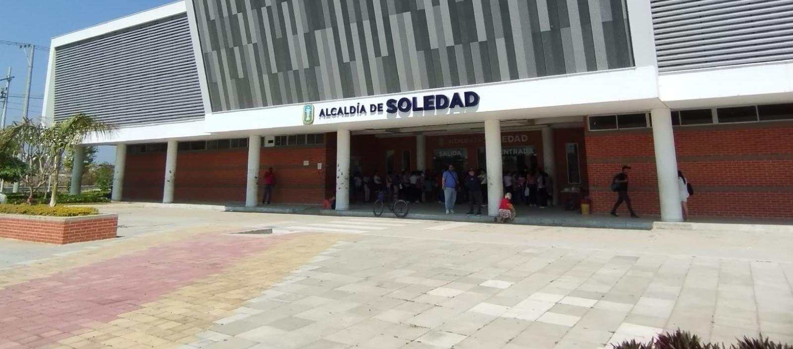 Fachada de la Alcaldía de Soledad.
