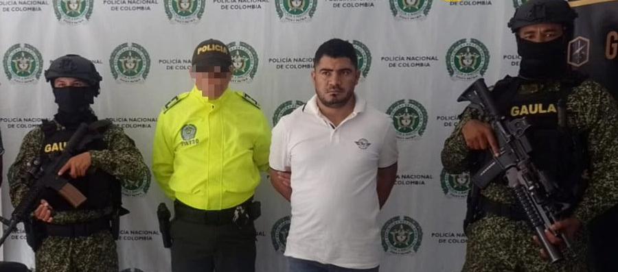 Arlis Arnold Esquivel Durango.