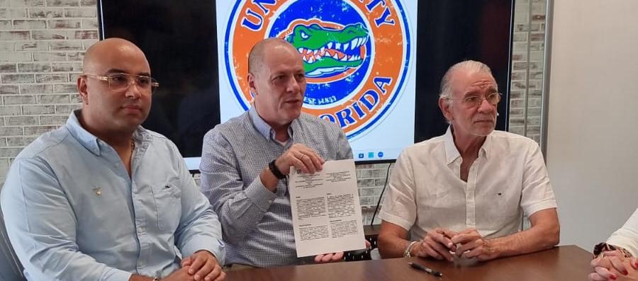 Jesús León Insignares, Director de la C.R.A. / Delegado de la Universidad de la Florida / Eduardo Verano, Gobernador del Atlántico