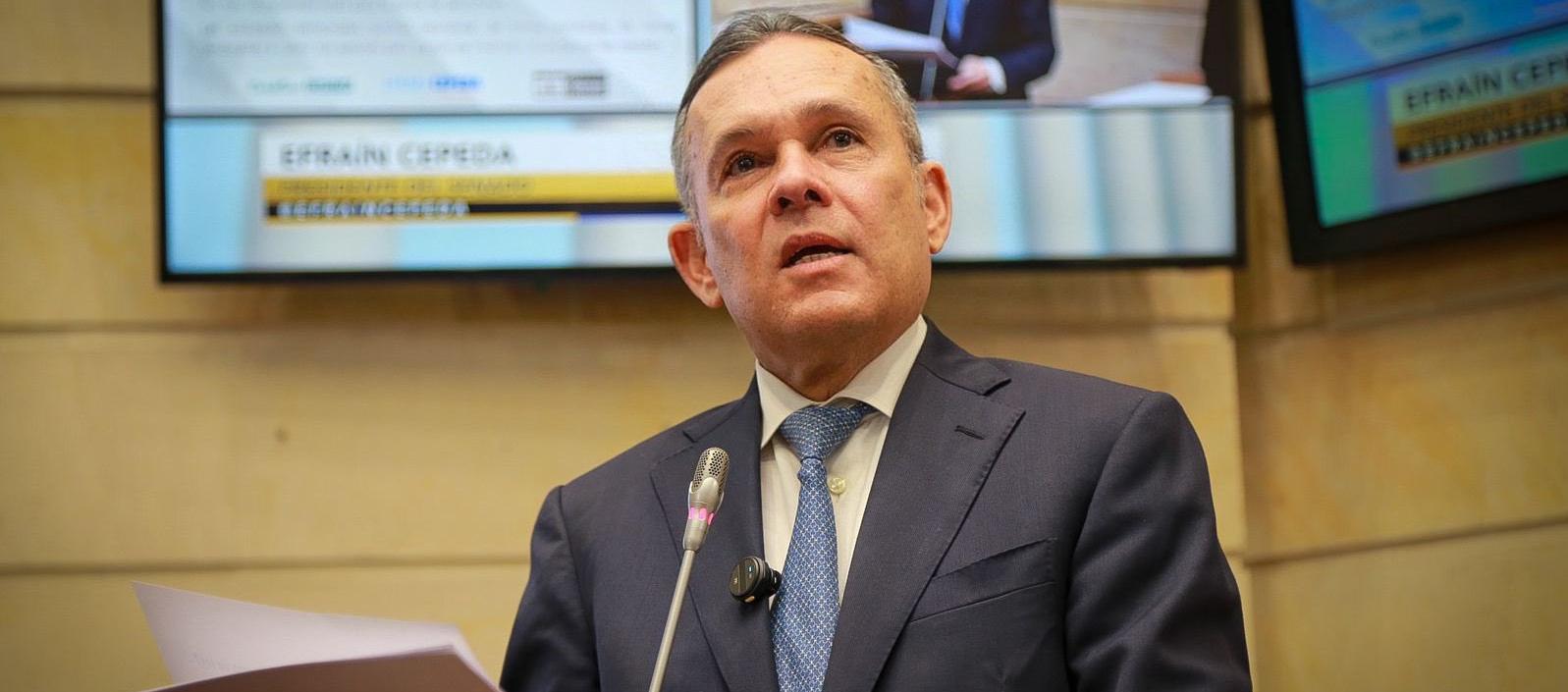 Efraín Cepeda Sarabia, presidente del Congreso.