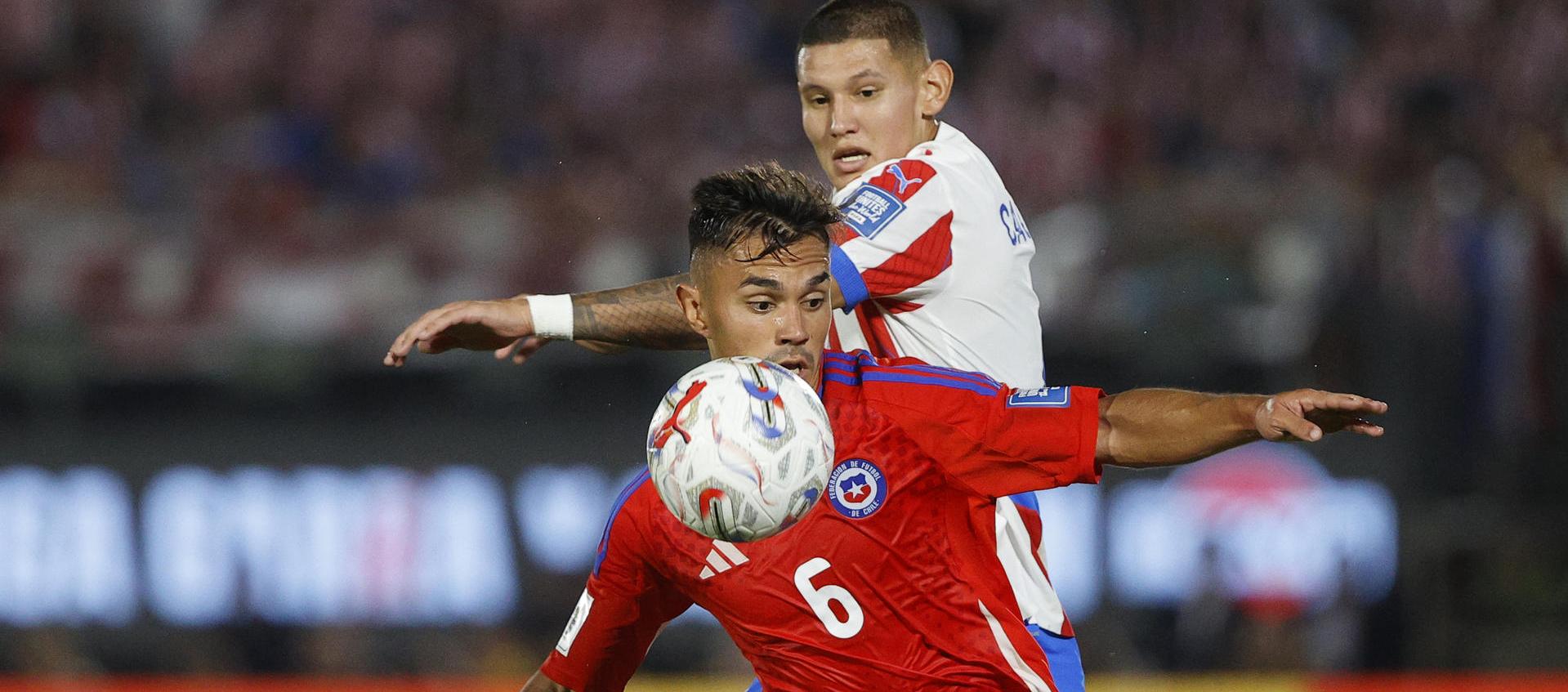 Aspecto del partido entre Chile y Paraguay. 