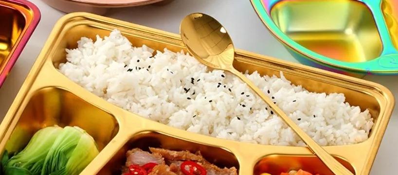 Imagen de referencia de una comida escolar.