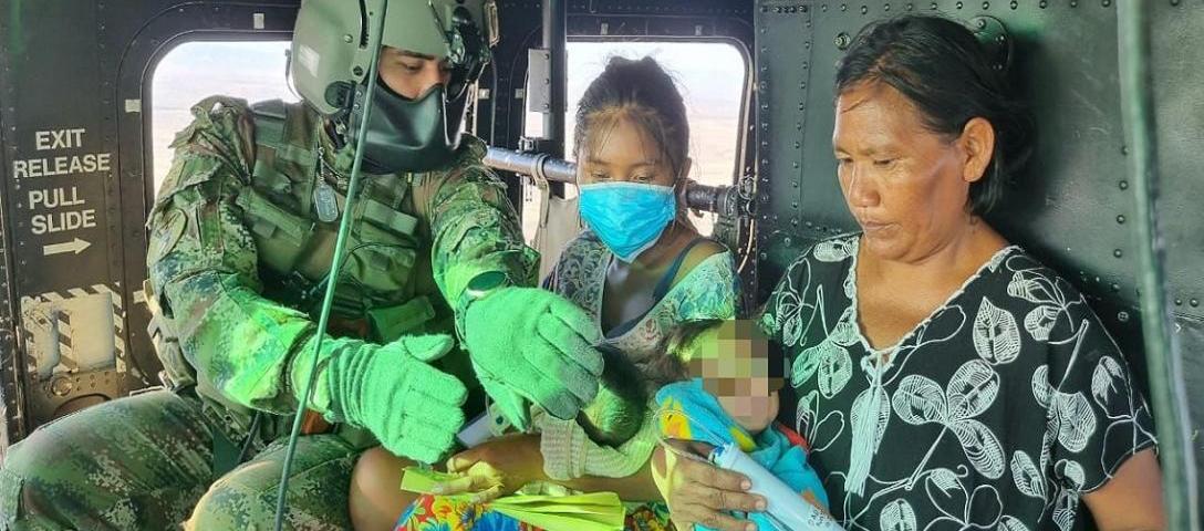 Los niños estaban en condiciones de desnutrición severa y con signos de deshidratación.