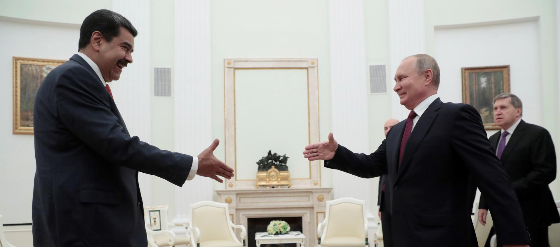 El presidente de Venezuela Nicolás Maduro con su homólogo ruso Vladímir Putin. 