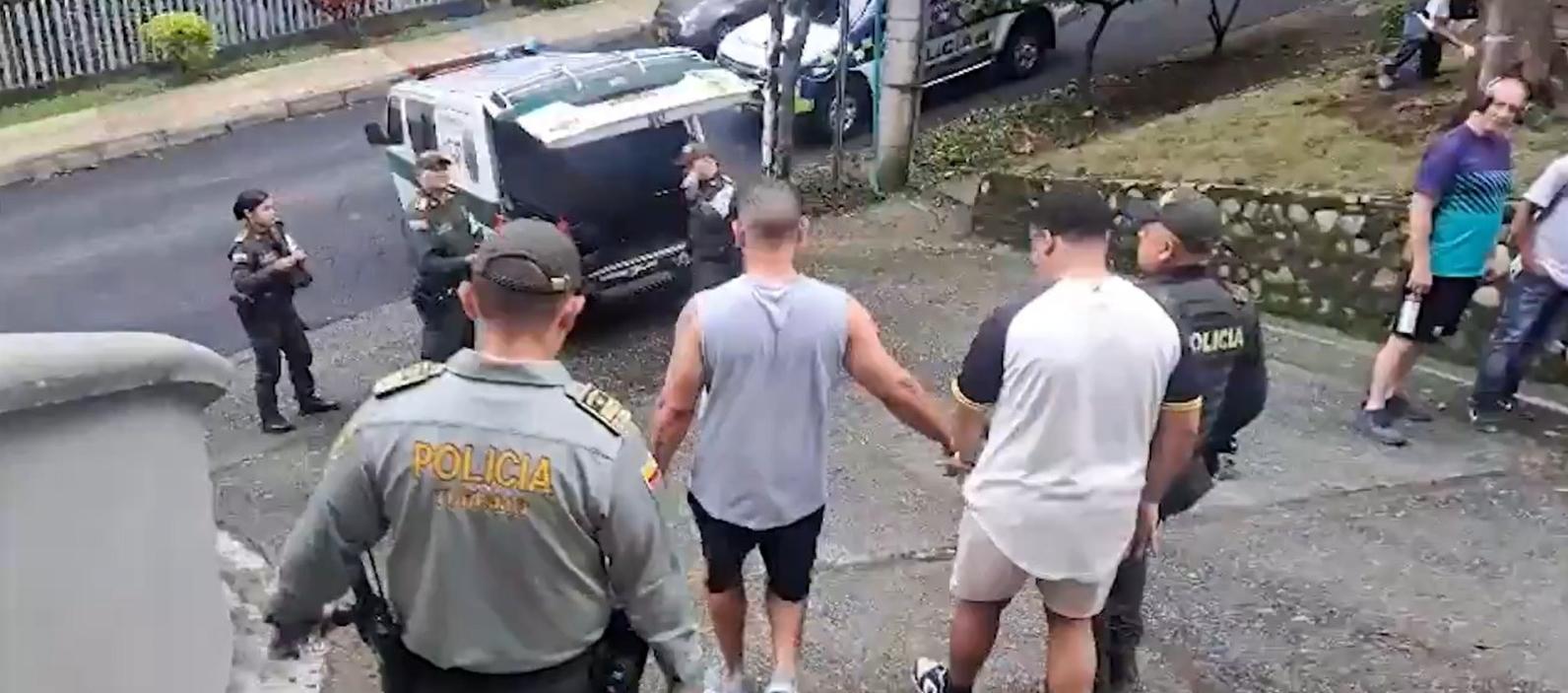 Extranjeros capturados.