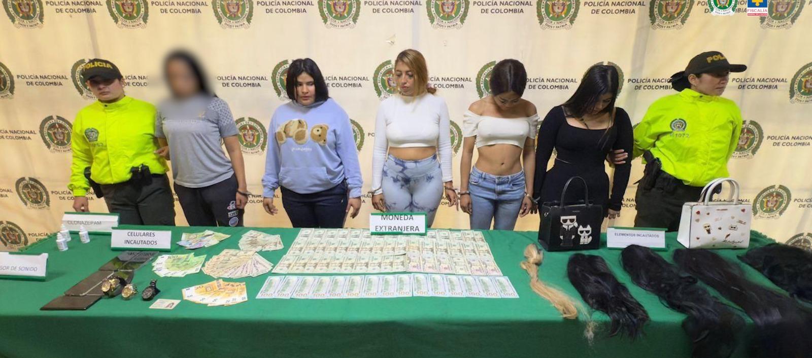 Señaladas de drogar y robar a locales y turistas. 