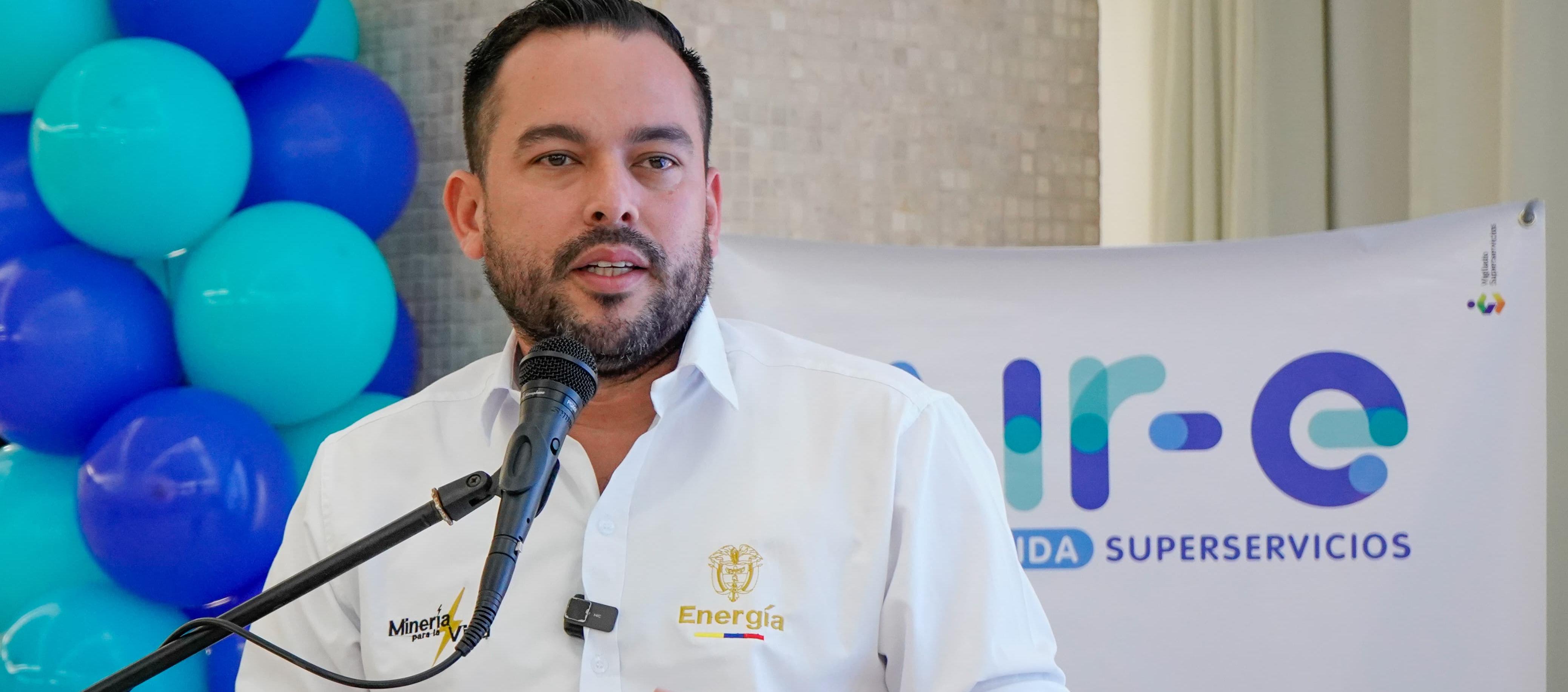 ministro de Minas y Energías, Edwin Palma. 