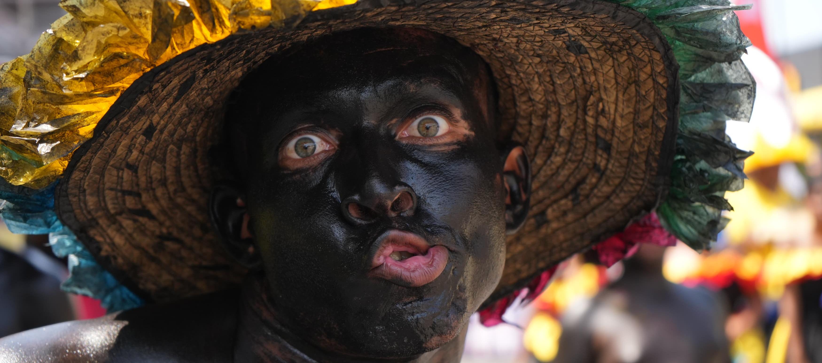 Ritmos Tropicales Danza Son de Negro en la Vía 40.