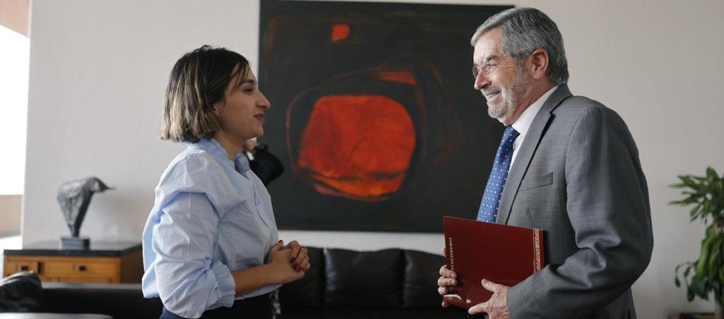 La canciller Laura Sarabia y el secretario de Relaciones Exteriores de México, Juan Ramón de la Fuente.