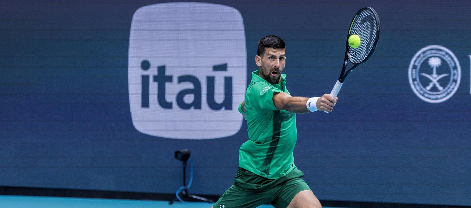 Novak Djokovic durante el partido.