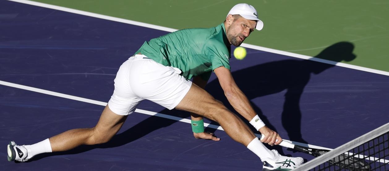 Novak Djokovic duramte su partido contra Botic Van de Zandschulp.