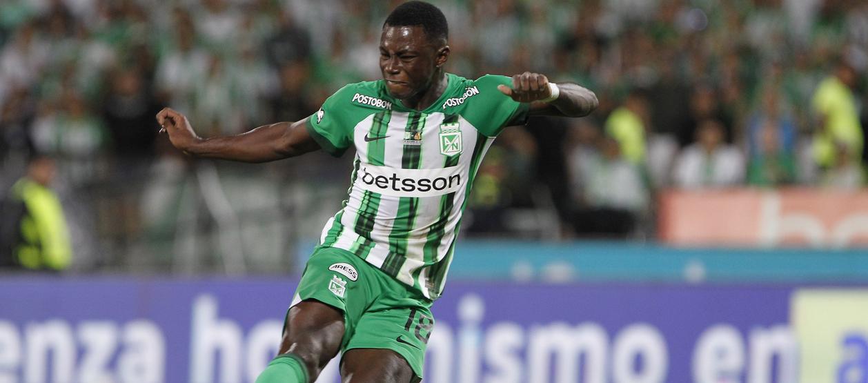 Marino Hinestroza, delantero de Nacional, principal novedad en la Selección Colombia.