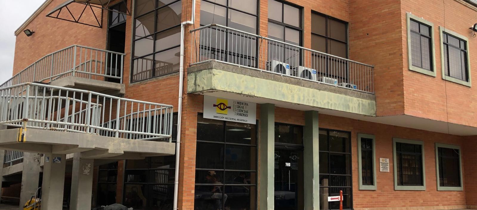 El cuerpo fue llevado a Medicina Legal. 