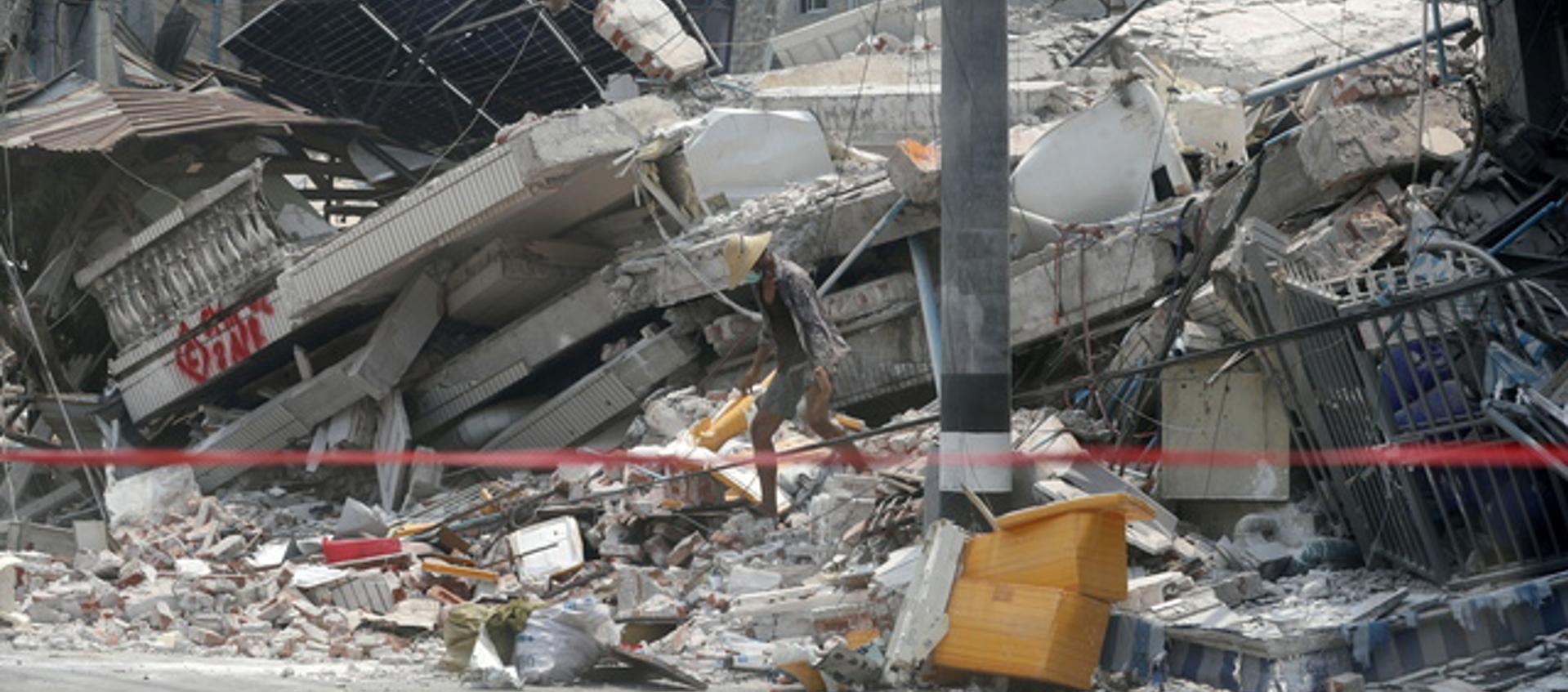 Escombros en Mandalay, Birmania.