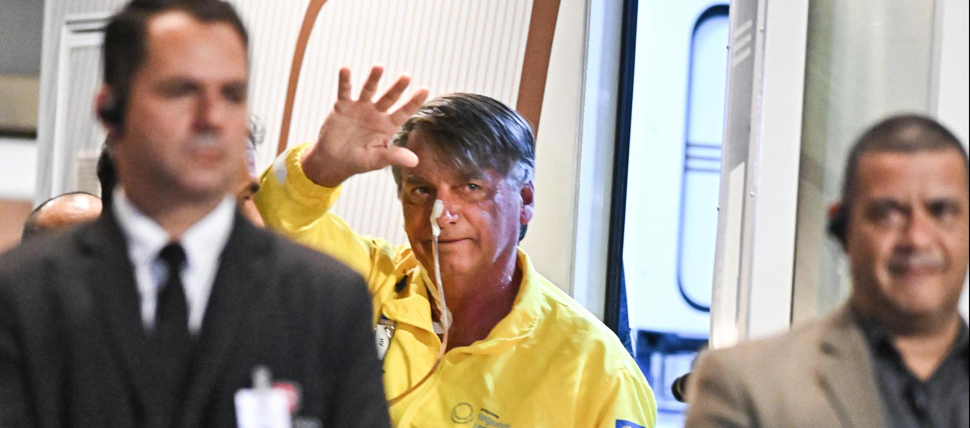 Jair Bolsonaro en el Hospital DF Star en Brasilia.
