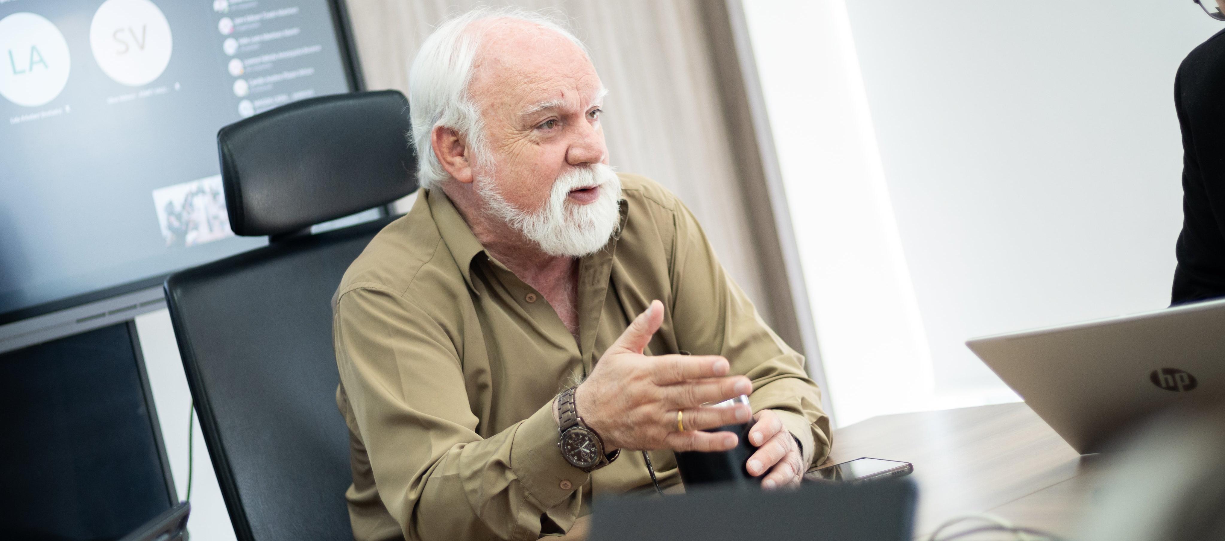 El director general de la ADRES, Félix León Martínez.