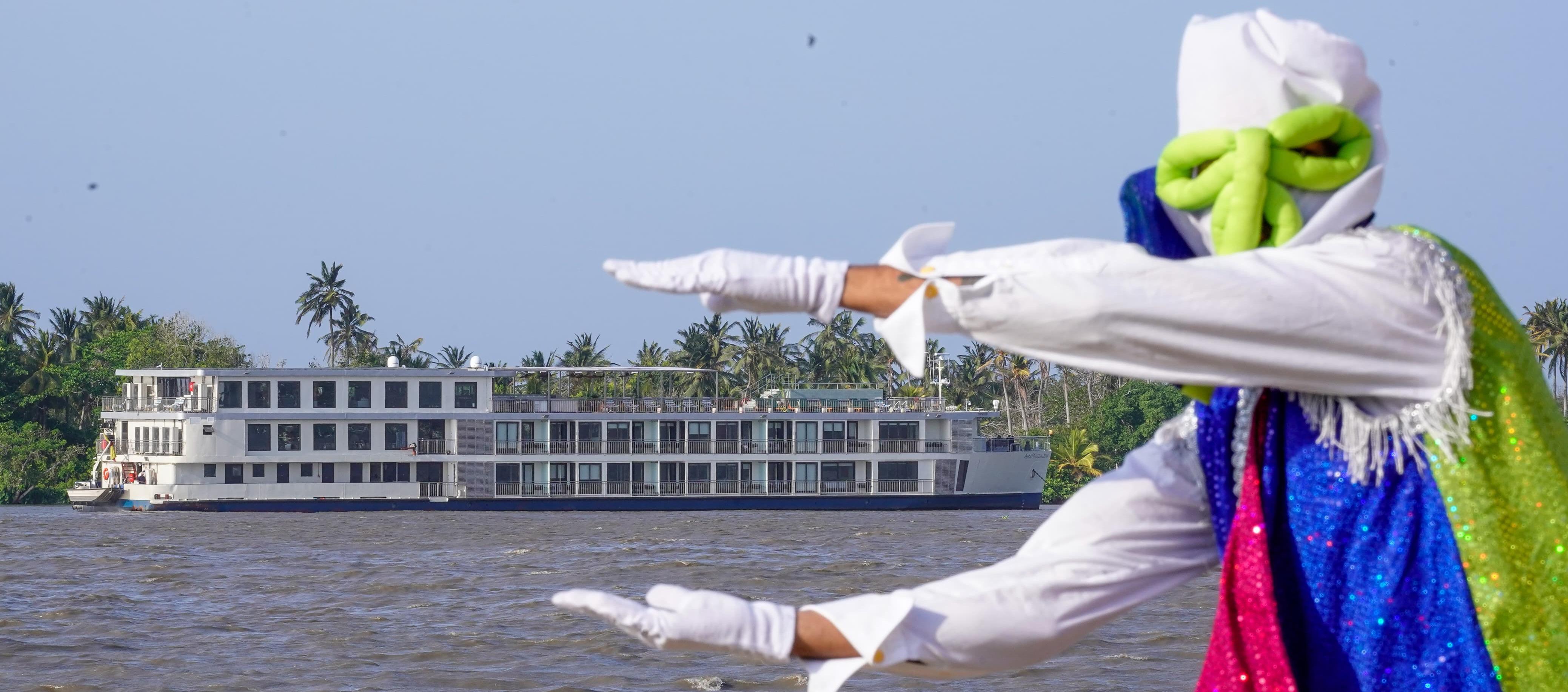Crucero AmaMagdalena en su arribo a Barranquilla. 
