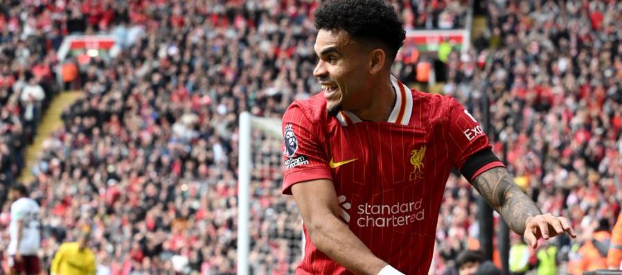Luis Díaz celebrando su gol.