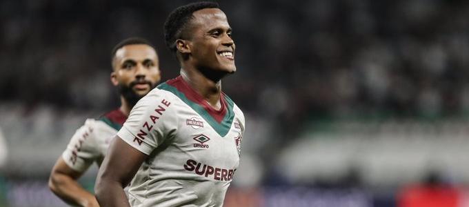 Jhon Arias celebrando su gol al Corinthians anoche.