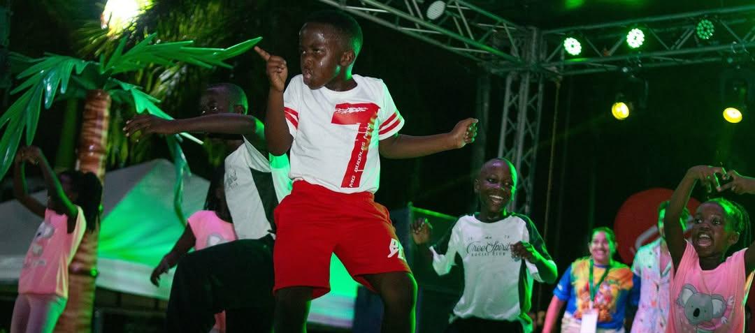 Integrantes de Masaka Kids.