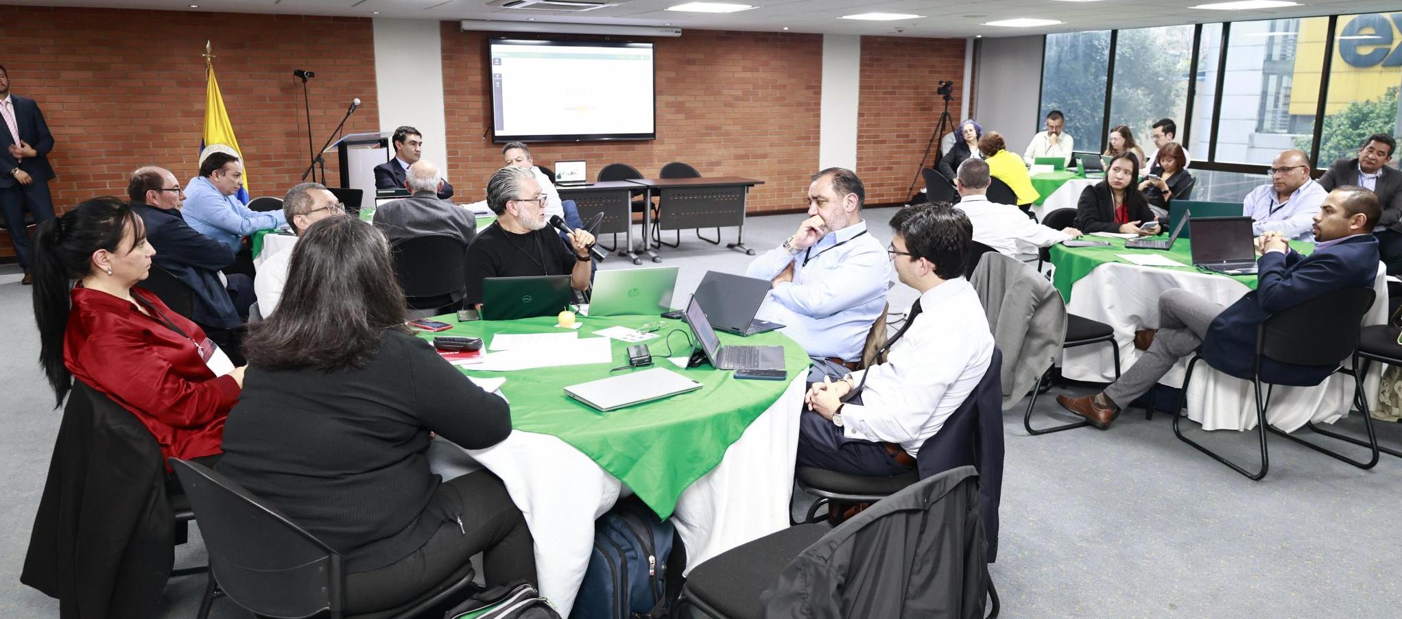 Mesa de revisión del cálculo de la UPC.