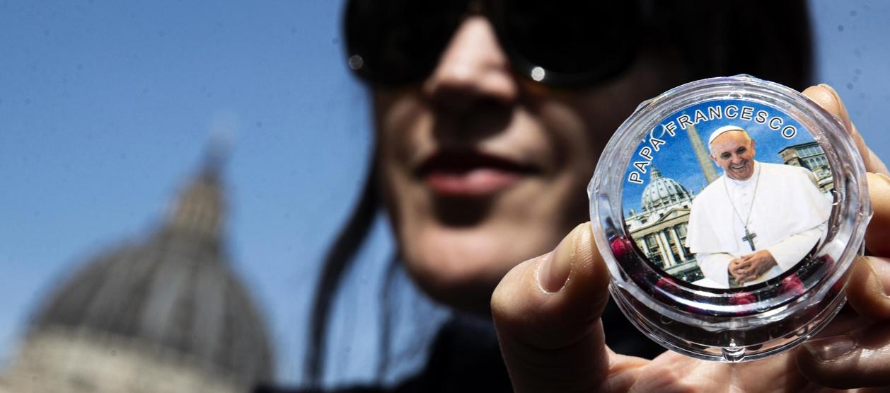 Una turista en el Vaticano.