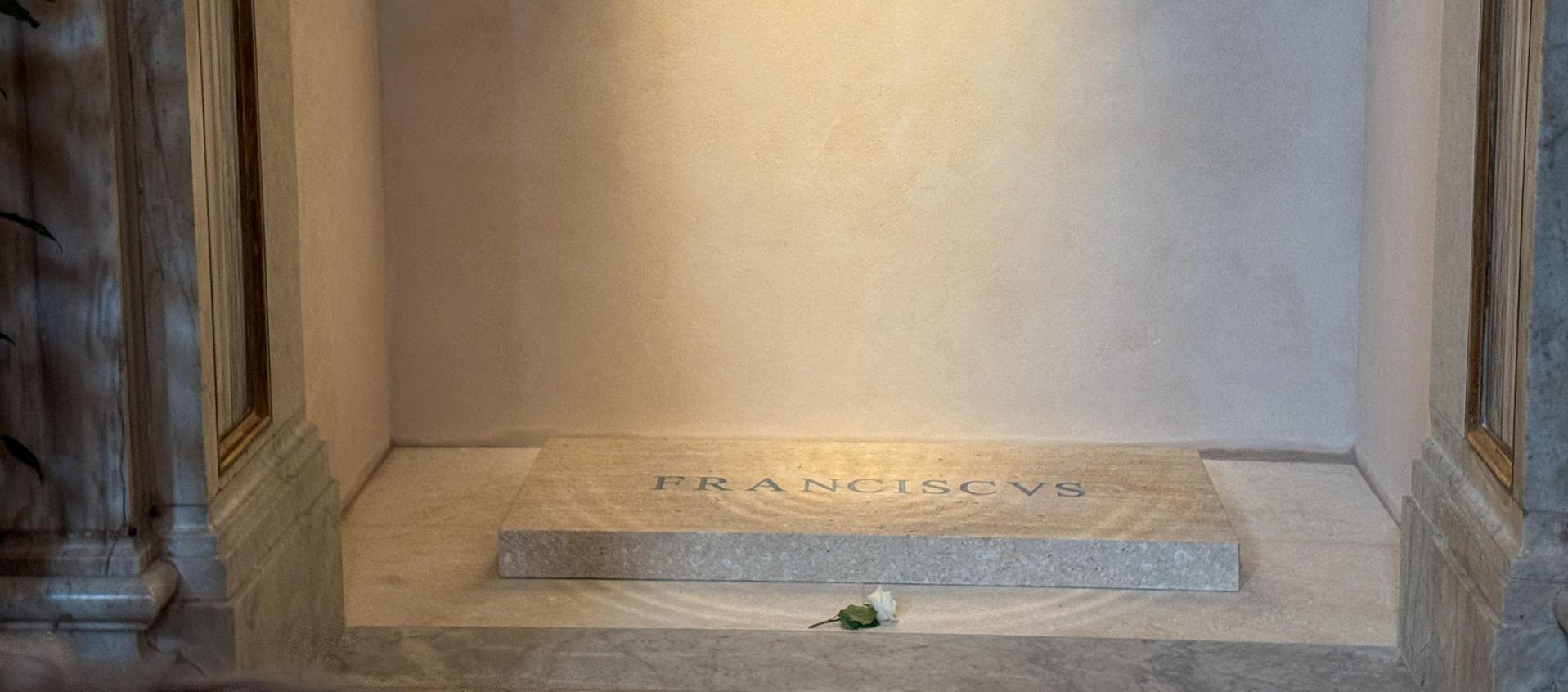 Tumba del Papa Francisco en Santa María La Mayor.