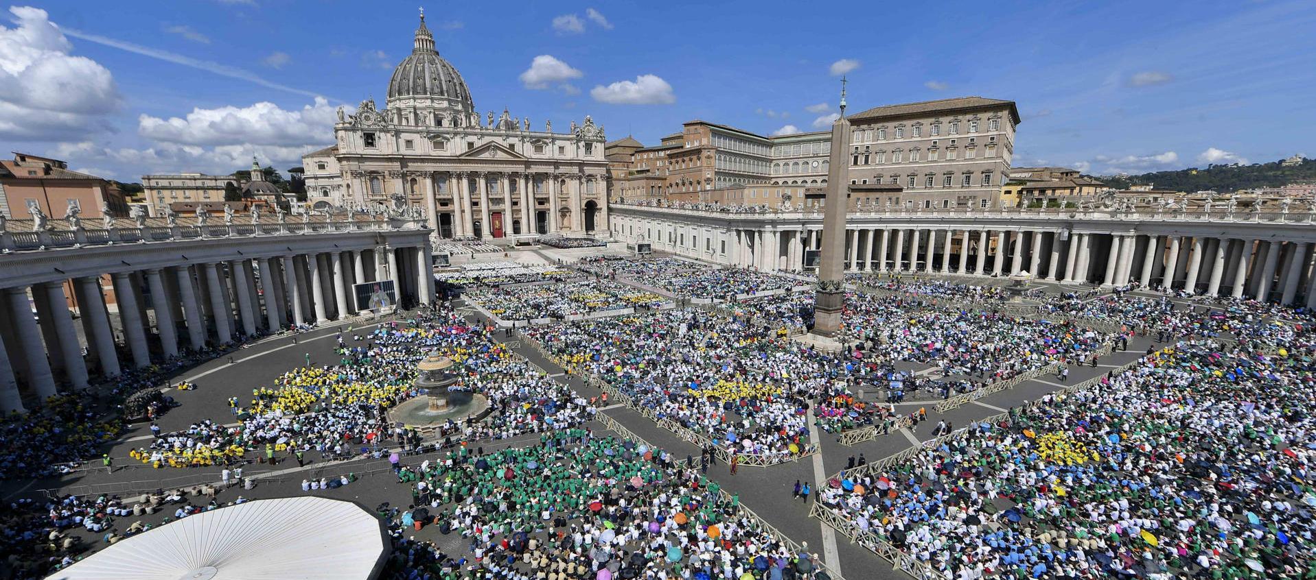 Plaza San Pedro del Vaticano.