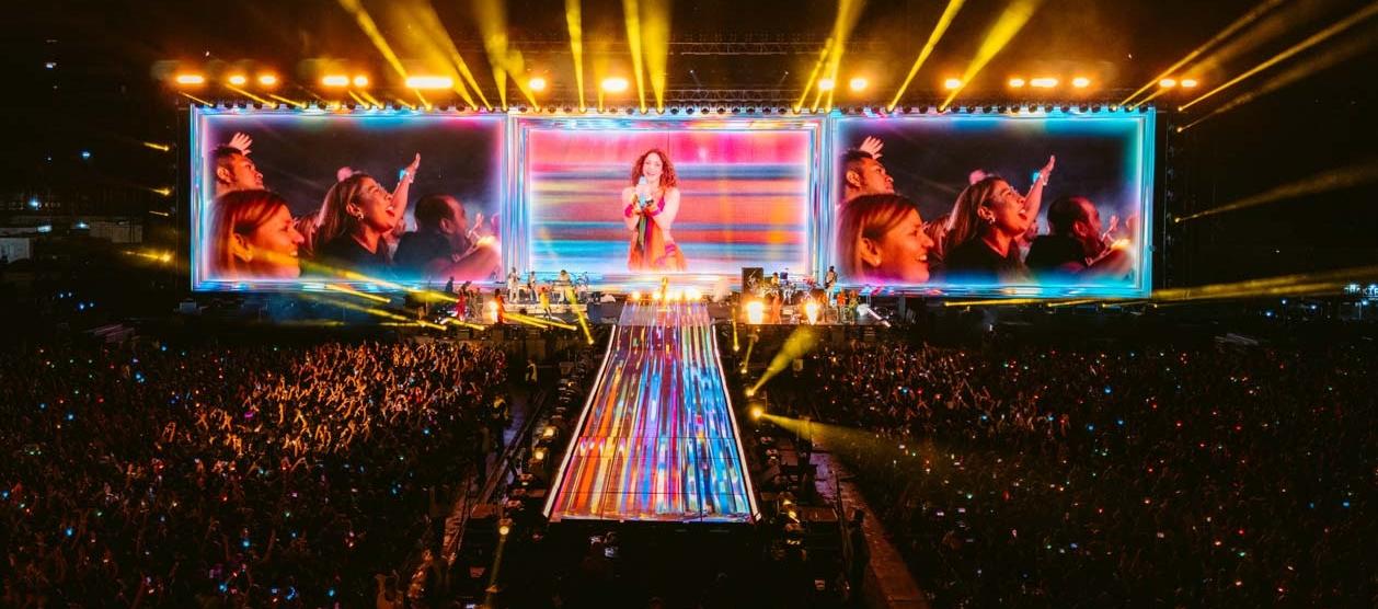 Shakira rompió récord en su visita a México.