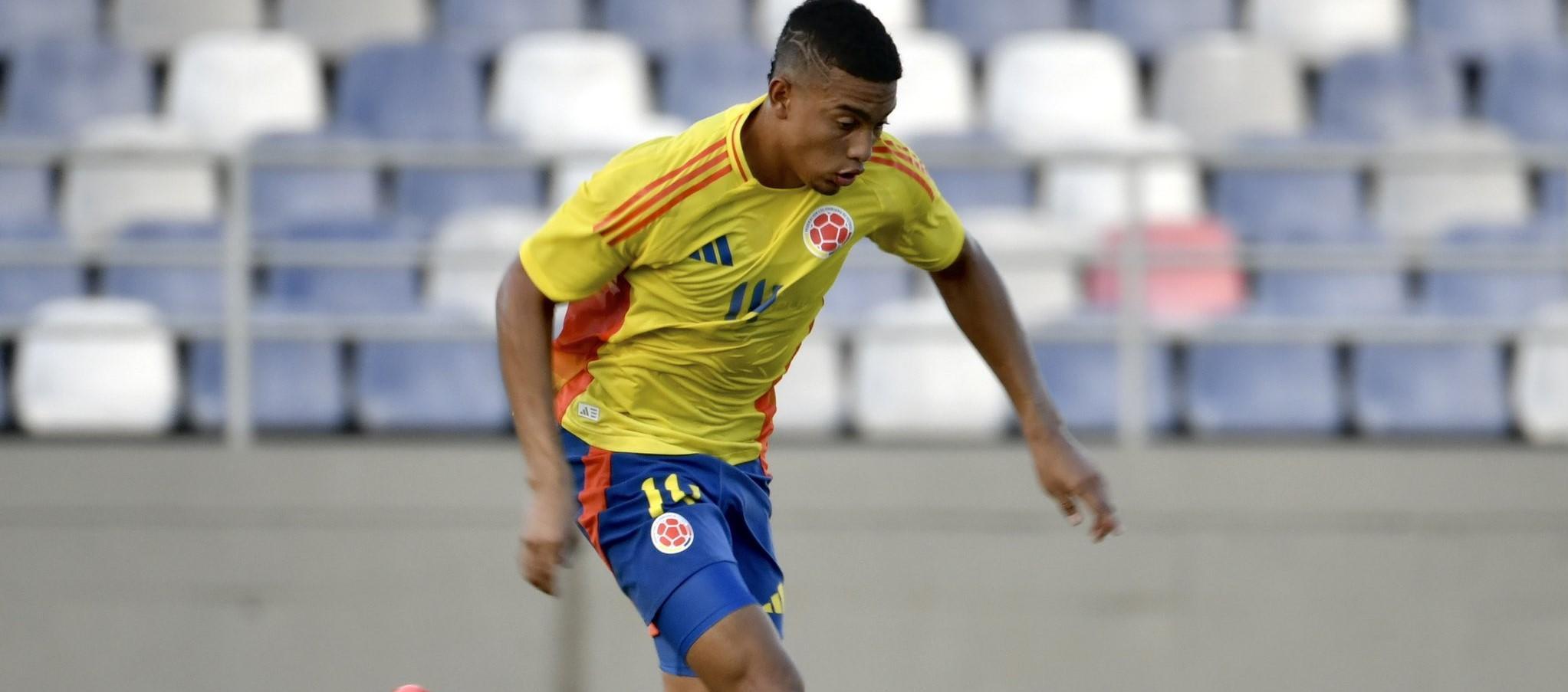 Jordan Barrera jugando con la Selección Colombia Sub 20.