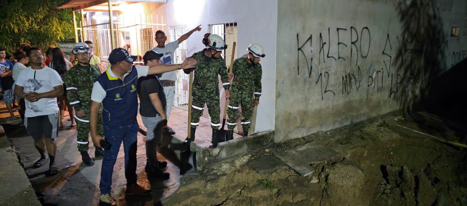 Organismos de socorro atienden las emergencias en Soledad.