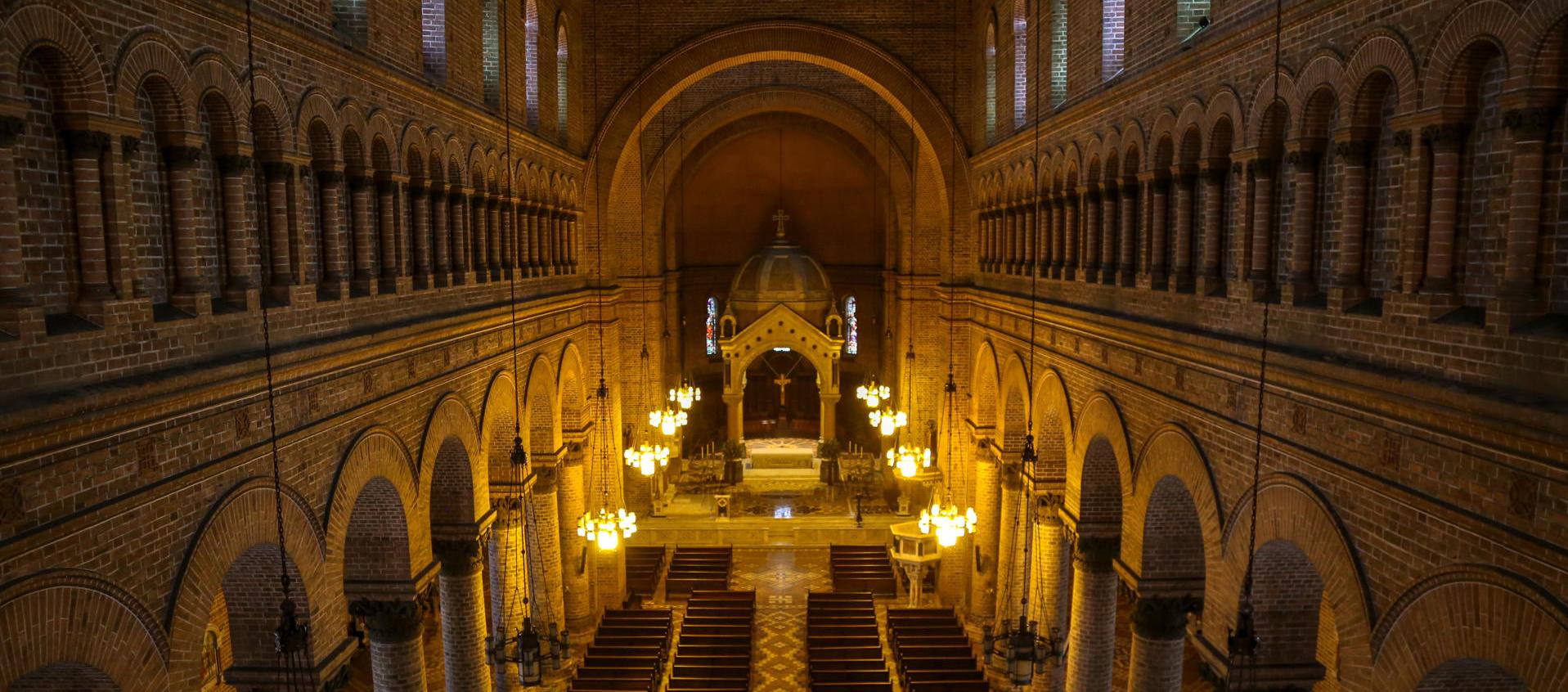  Catedral Metropolitana de Medellín.