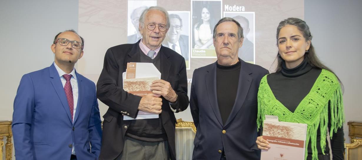  Élber Gutiérrez, Carlos Roberto Pombo, Adolfo Meisel Roca y Claudia Palacios.