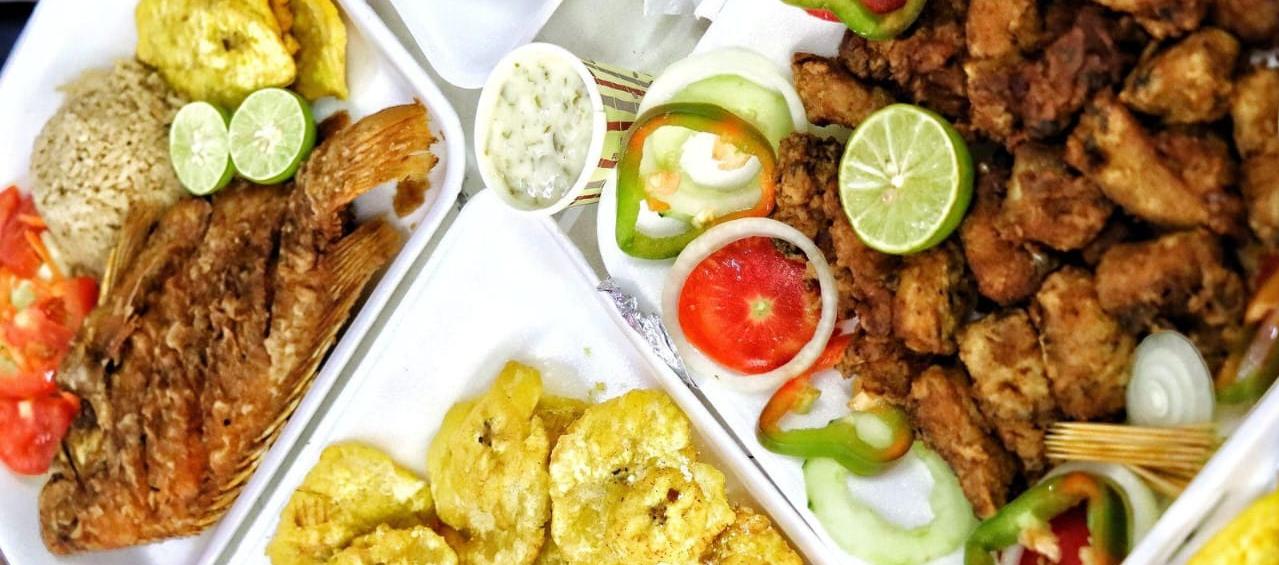 Los platos como la mojarra frita y el arroz de camarones tendrán un valor de $35.000 y $45.000.