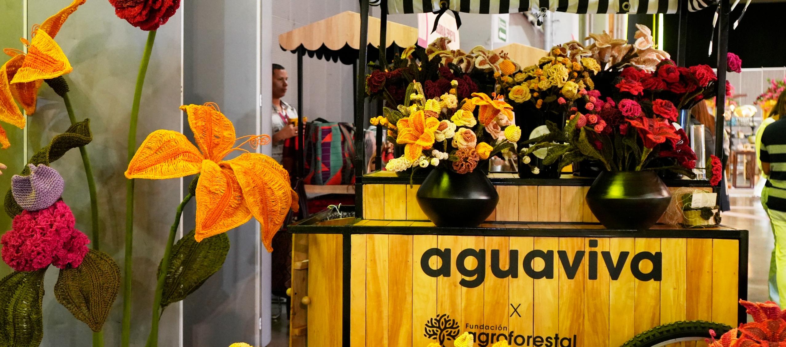 Flores de varios colores y tamaños se roban las miradas en la Feria AMA.