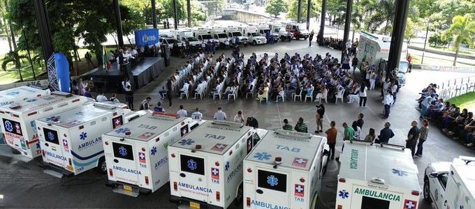 Las ambulancias entregadas por Petro en Antioquia. 