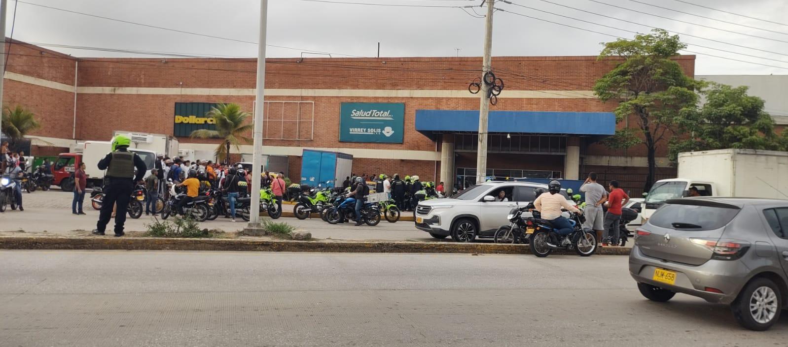 Centro Comercial Metropolitano. 
