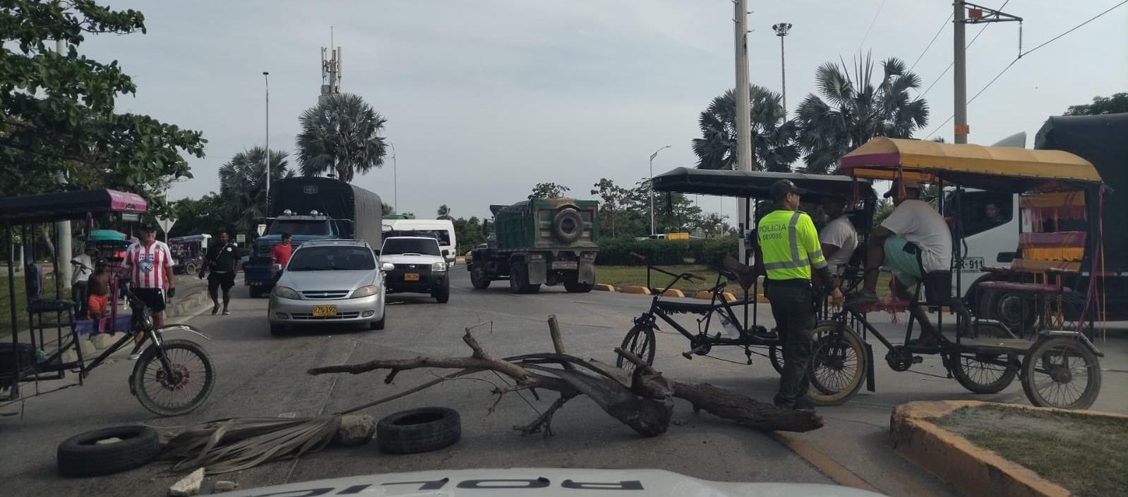 Bloqueo en el sector de La Bendición de Dios. 